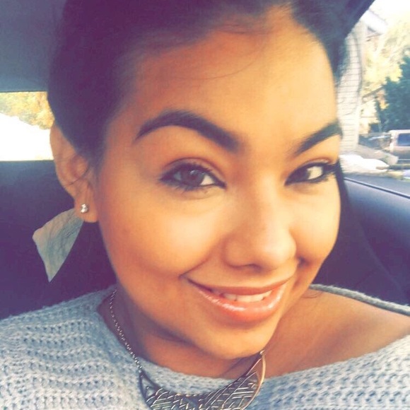 Meet your Posher, Blanca - Picture 1 of 1